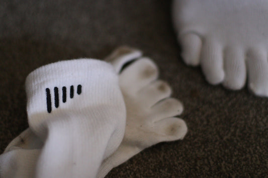 How to wash toe socks