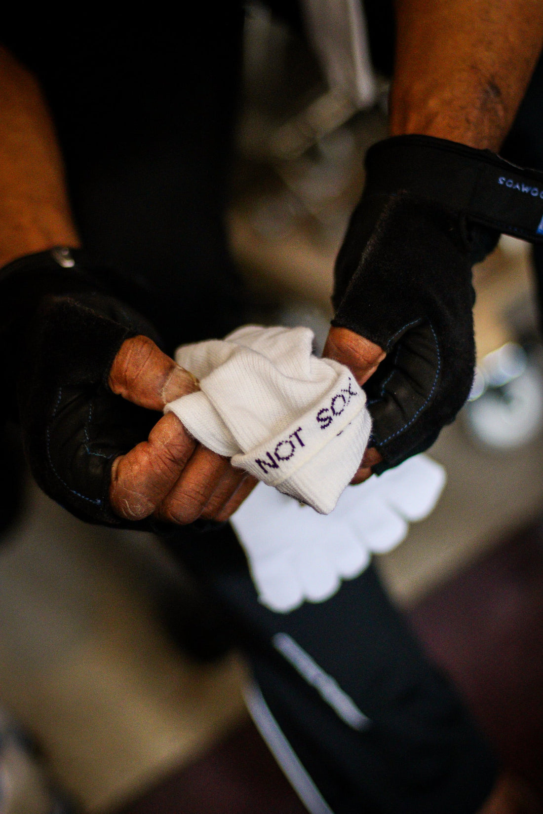 7 Mistakes People Make With Gym Socks (and How Toe Socks Fix Them)